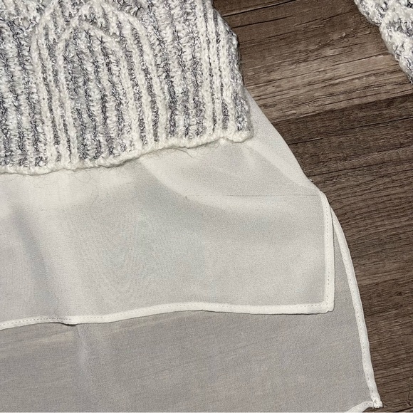 ‼️3 for $20‼️Lucky🍀Brand Sweater/blouse XS - Picture 9 of 9